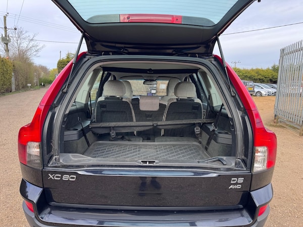 Used Volvo XC90 2010 for sale - 75001497: Photo 51