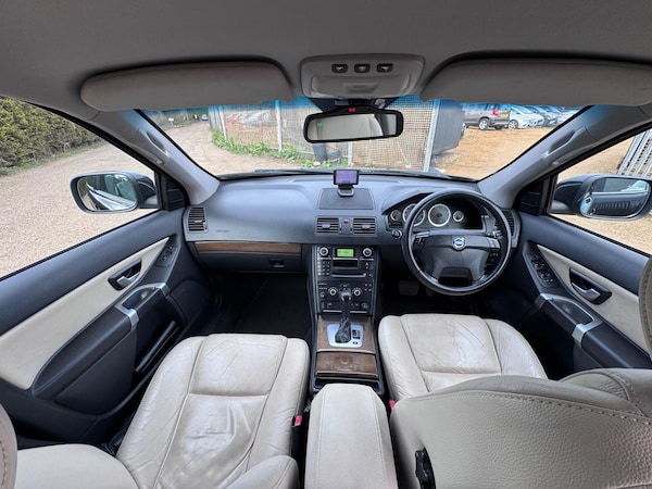 Used Volvo XC90 2010 for sale - 75001497: Photo 52