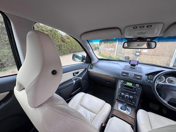 Used Volvo XC90 2010 for sale - 75001497: Photo 53