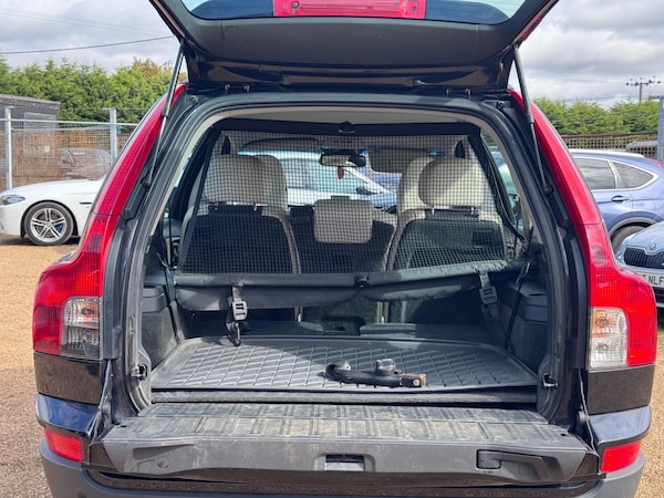 Used Volvo XC90 2010 for sale - 75001497: Photo 9