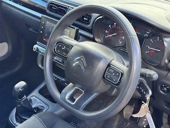 Used Citroen C3 2018 for sale - 75949284: Photo