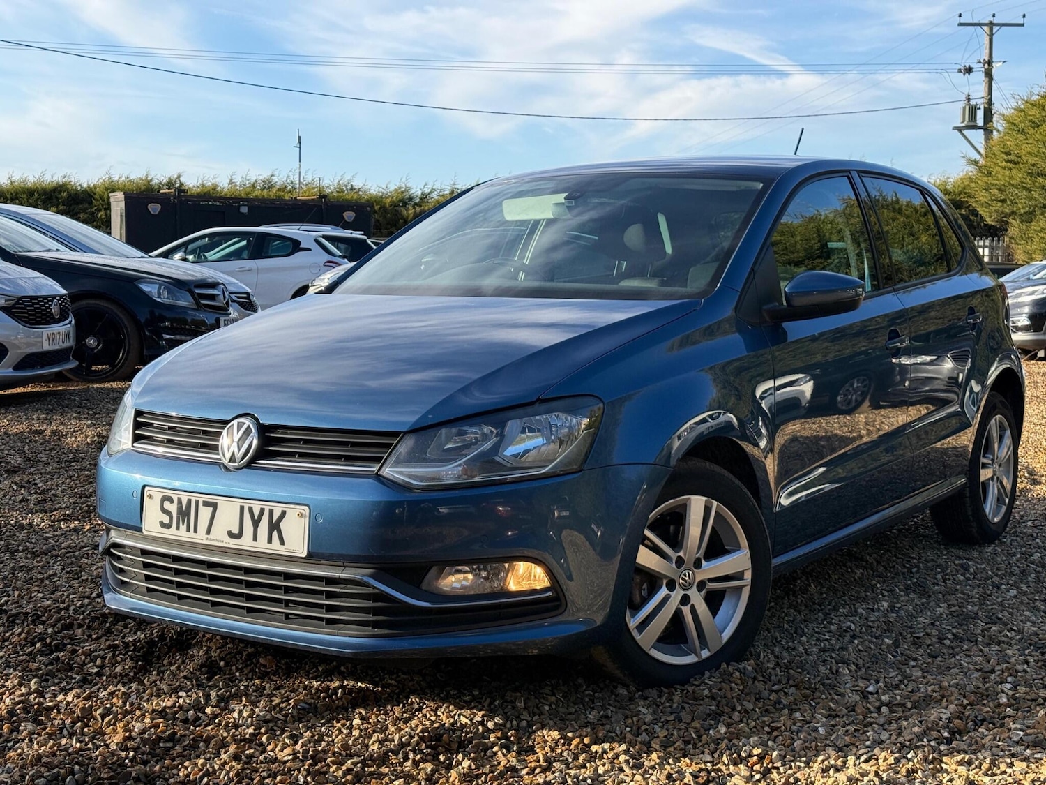 Used Volkswagen Polo 2017 for sale - 77320374: Photo 2