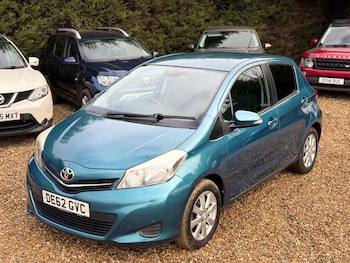 Used Toyota Yaris 2012 for sale - 77291551: Photo