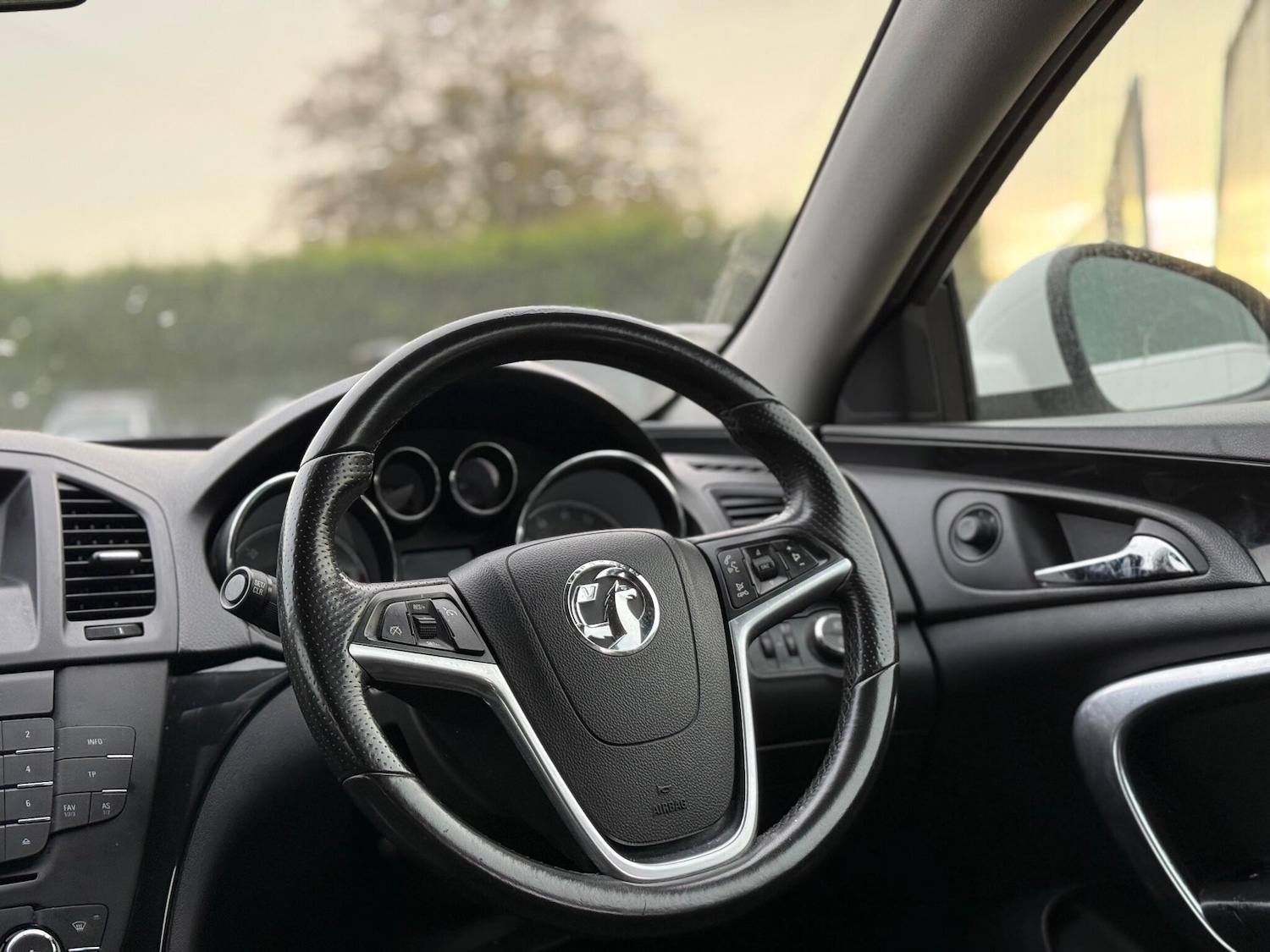 Used Vauxhall Insignia 2012 for sale - 76512166: Photo 13