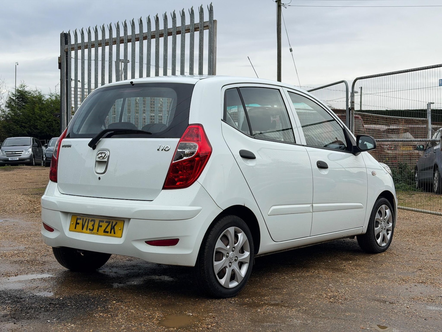 Used Hyundai i10 2013 for sale - 76990654: Photo 15