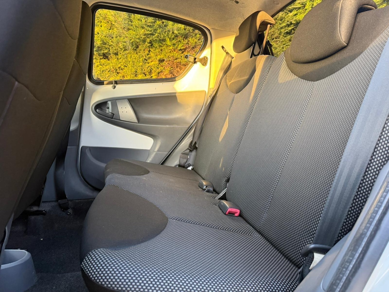 Used Toyota AYGO 2011 for sale - 77131155: Photo 12