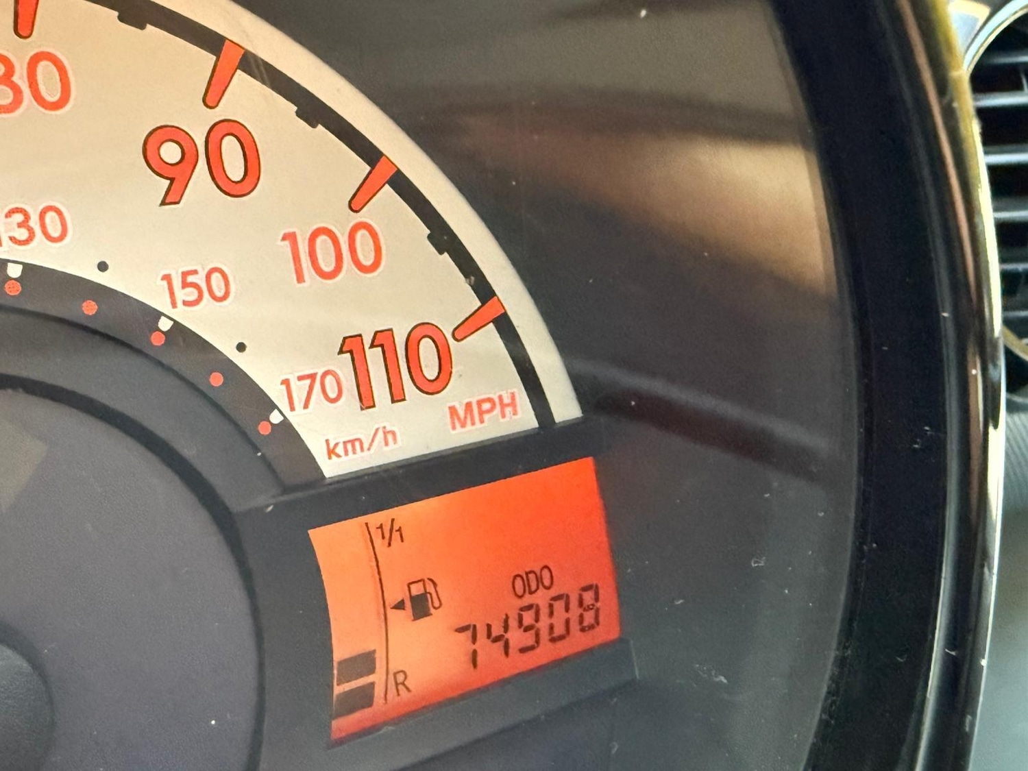 Used Toyota AYGO 2011 for sale - 77131155: Photo 29