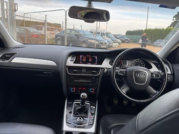 Used Audi A4 2011 for sale - 75520521: Photo