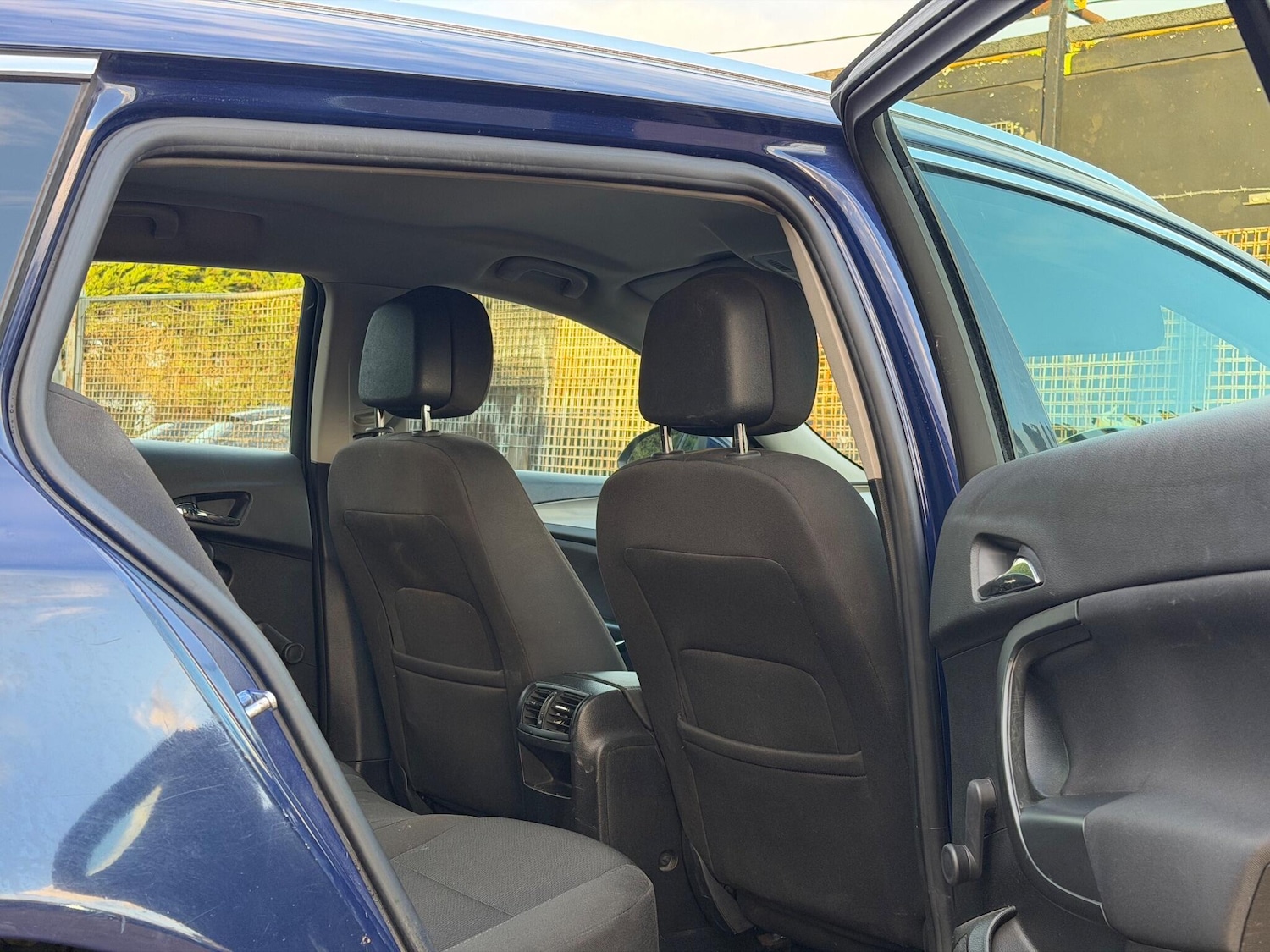 Used Vauxhall Insignia 2013 for sale - 76398504: Photo 11