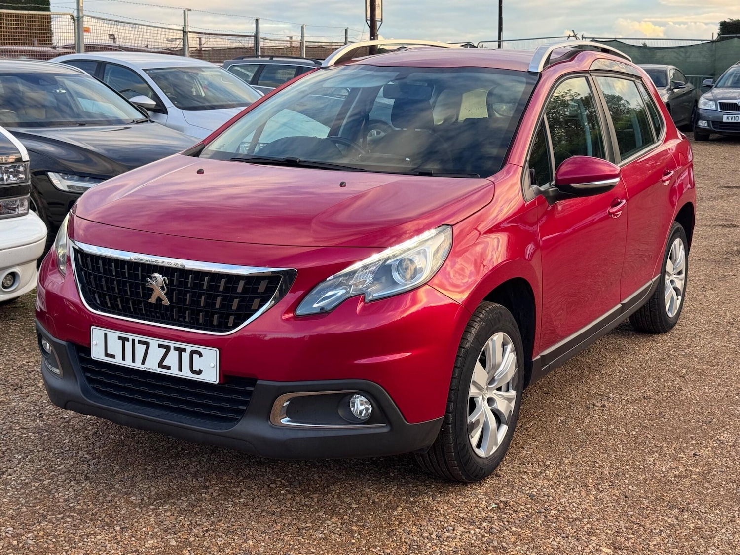Used Peugeot 2008 2017 for sale - 76337105: Photo 14