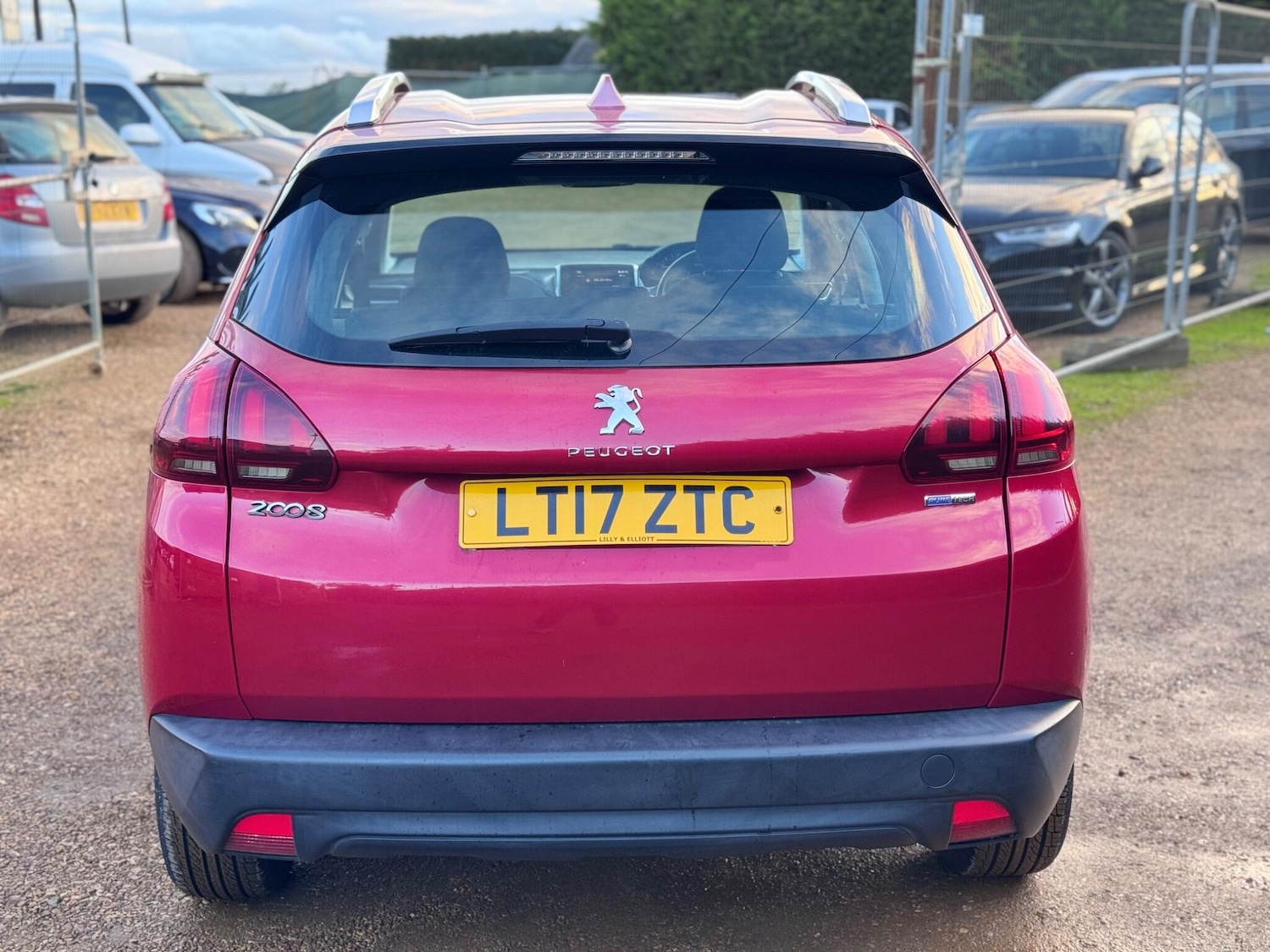 Used Peugeot 2008 2017 for sale - 76337105: Photo 15