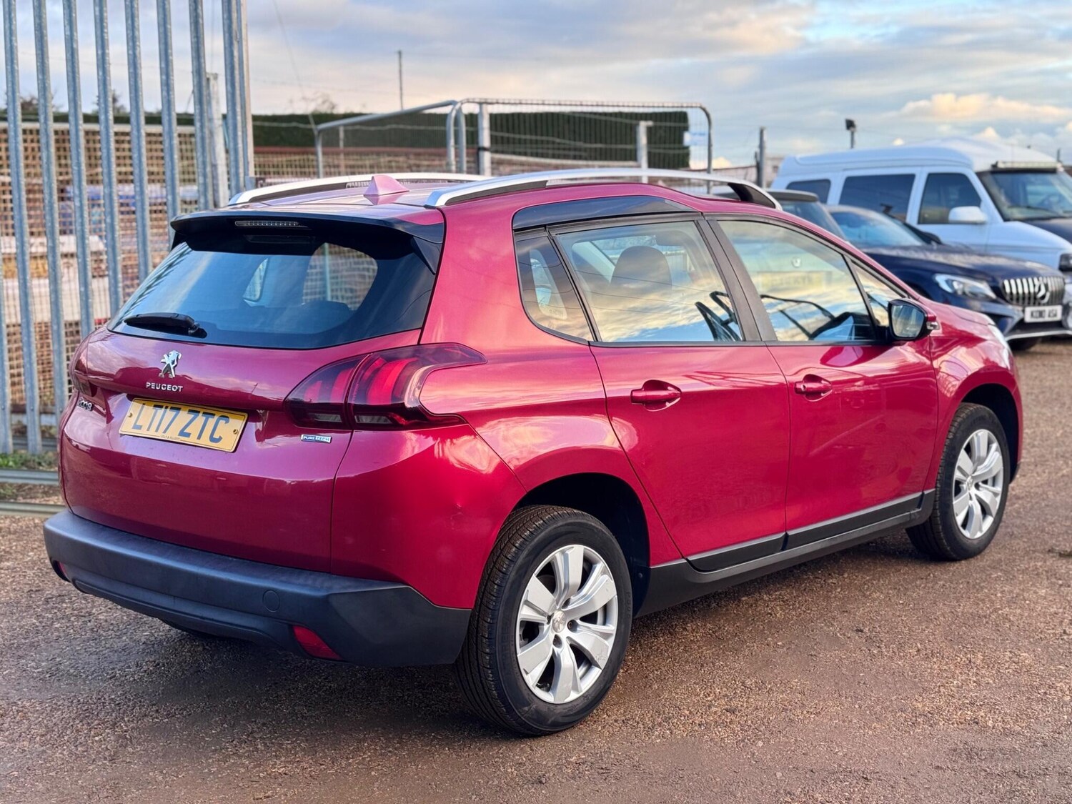 Used Peugeot 2008 2017 for sale - 76337105: Photo 30