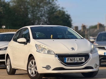 Used Peugeot 208 2015 for sale - 78969223: Photo