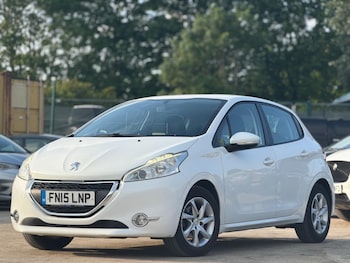 Used Peugeot 208 2015 for sale - 78969223: Photo