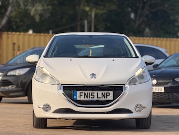 Used Peugeot 208 2015 for sale - 78969223: Photo