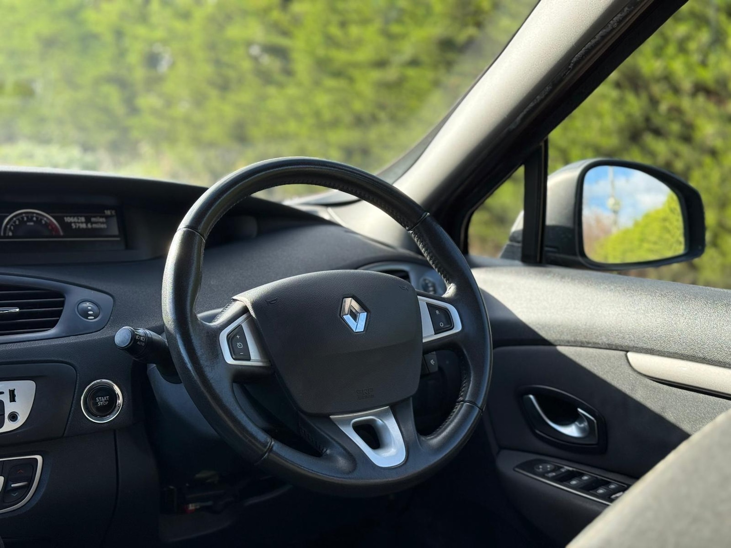 Used Renault Scenic Xmod 2014 for sale - 76585237: Photo 15