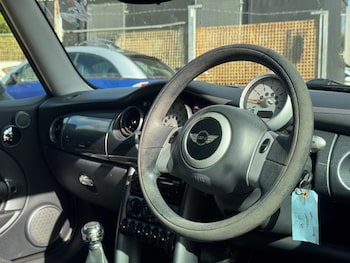 Used MINI Hatch 2002 for sale - 76992045: Photo