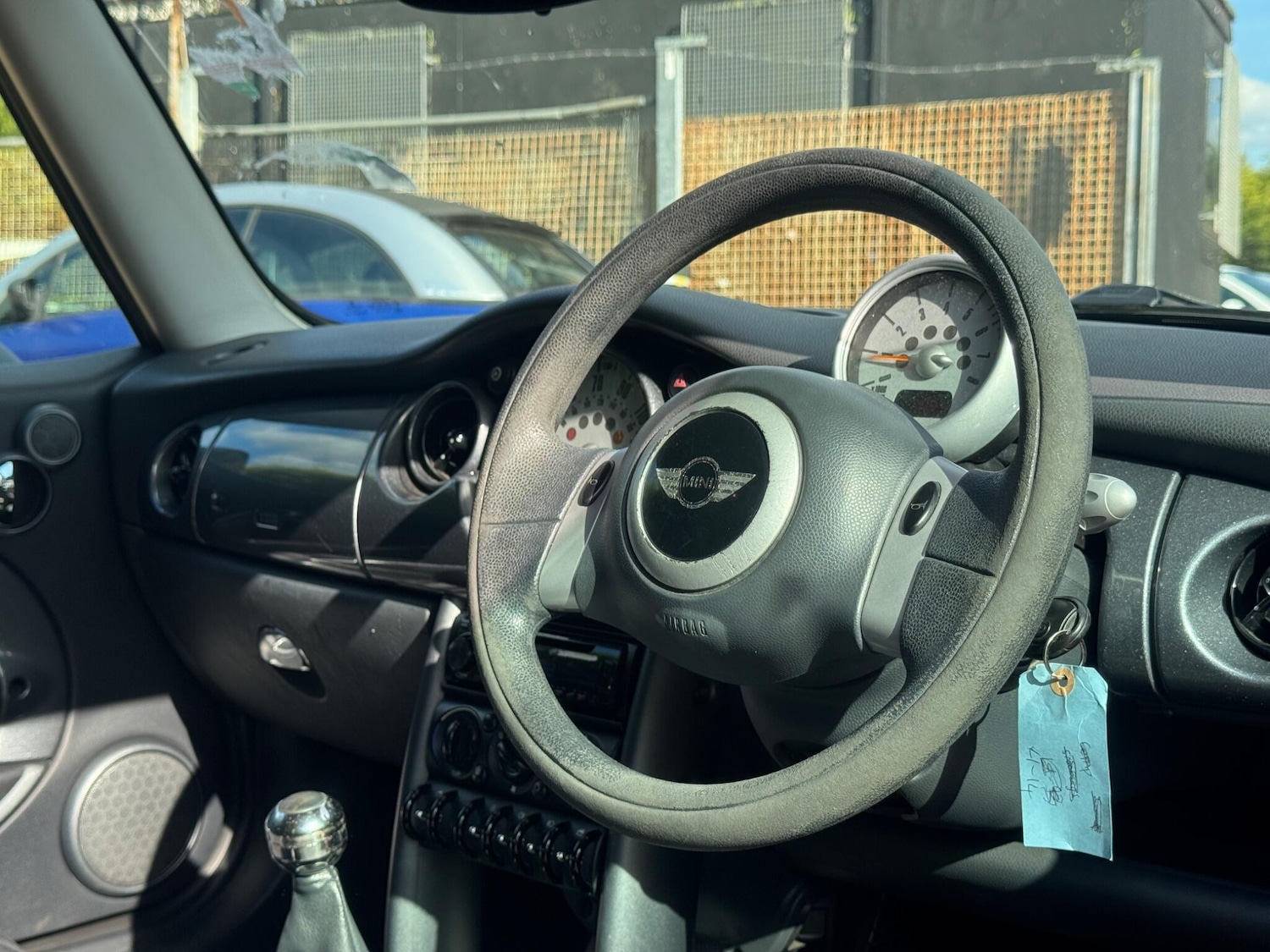 Used MINI Hatch 2002 for sale - 76992045: Photo 9