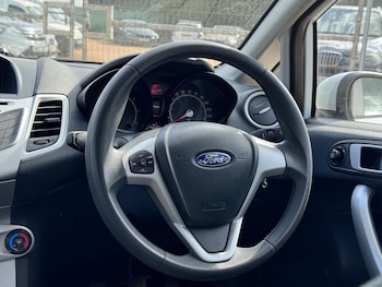 Used Ford Fiesta 2012 for sale - 75904978: Photo