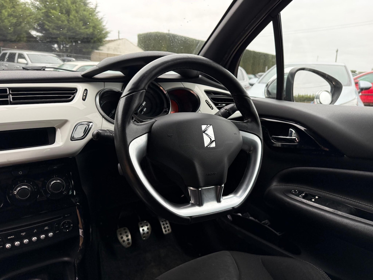 Used Citroen DS3 2011 for sale - 77066356: Photo 15