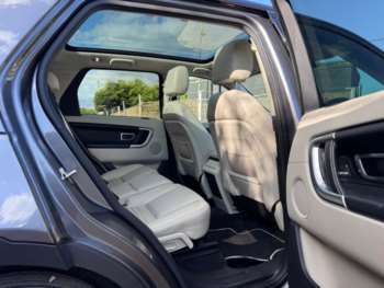 Used Land Rover Discovery Sport 2015 for sale - 75051811: Photo