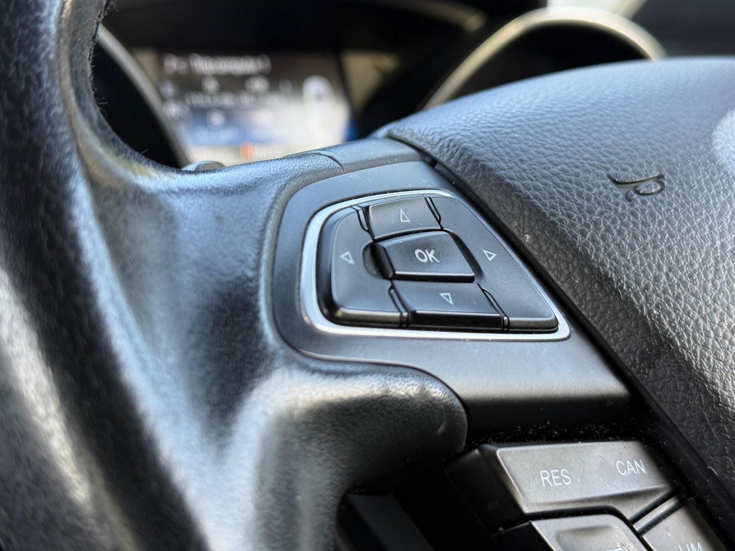 Used Ford Kuga 2017 for sale - 77560015: Photo 30