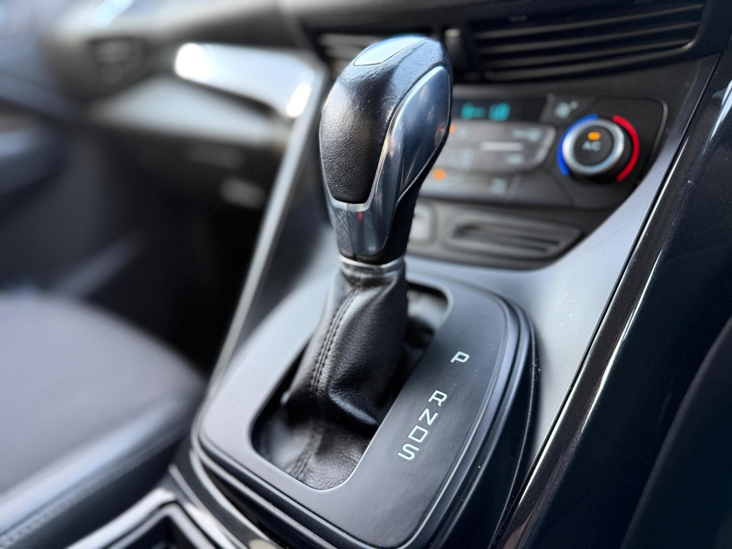 Used Ford Kuga 2017 for sale - 77560015: Photo 35