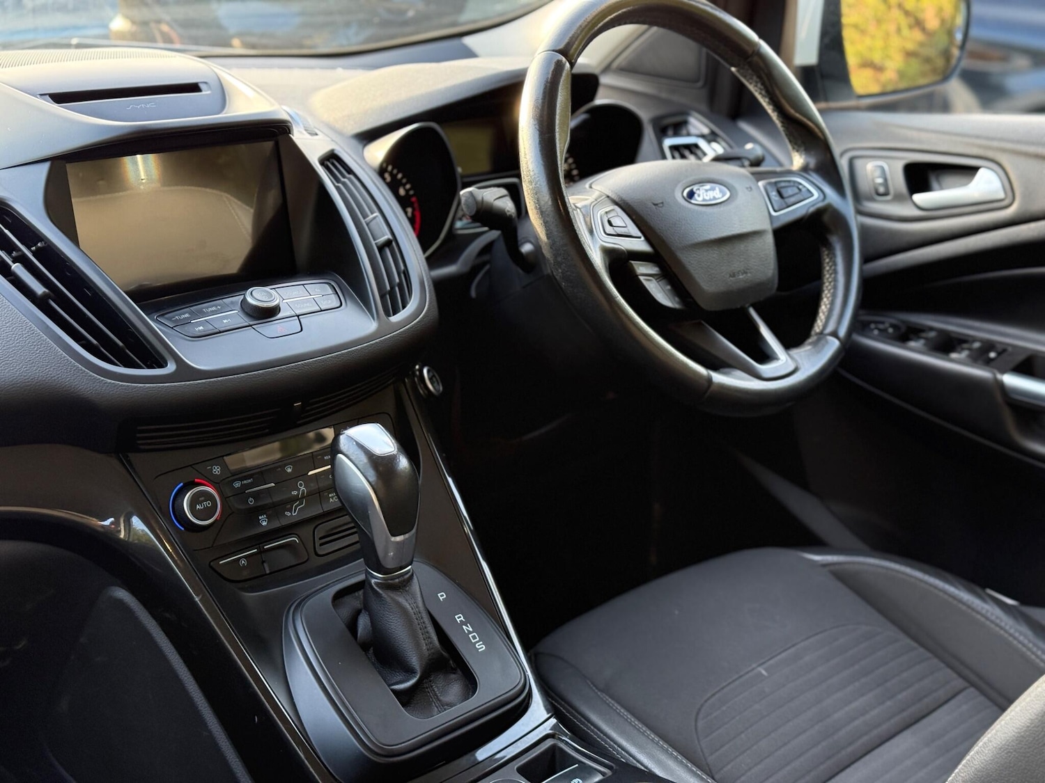 Used Ford Kuga 2017 for sale - 77560015: Photo 39