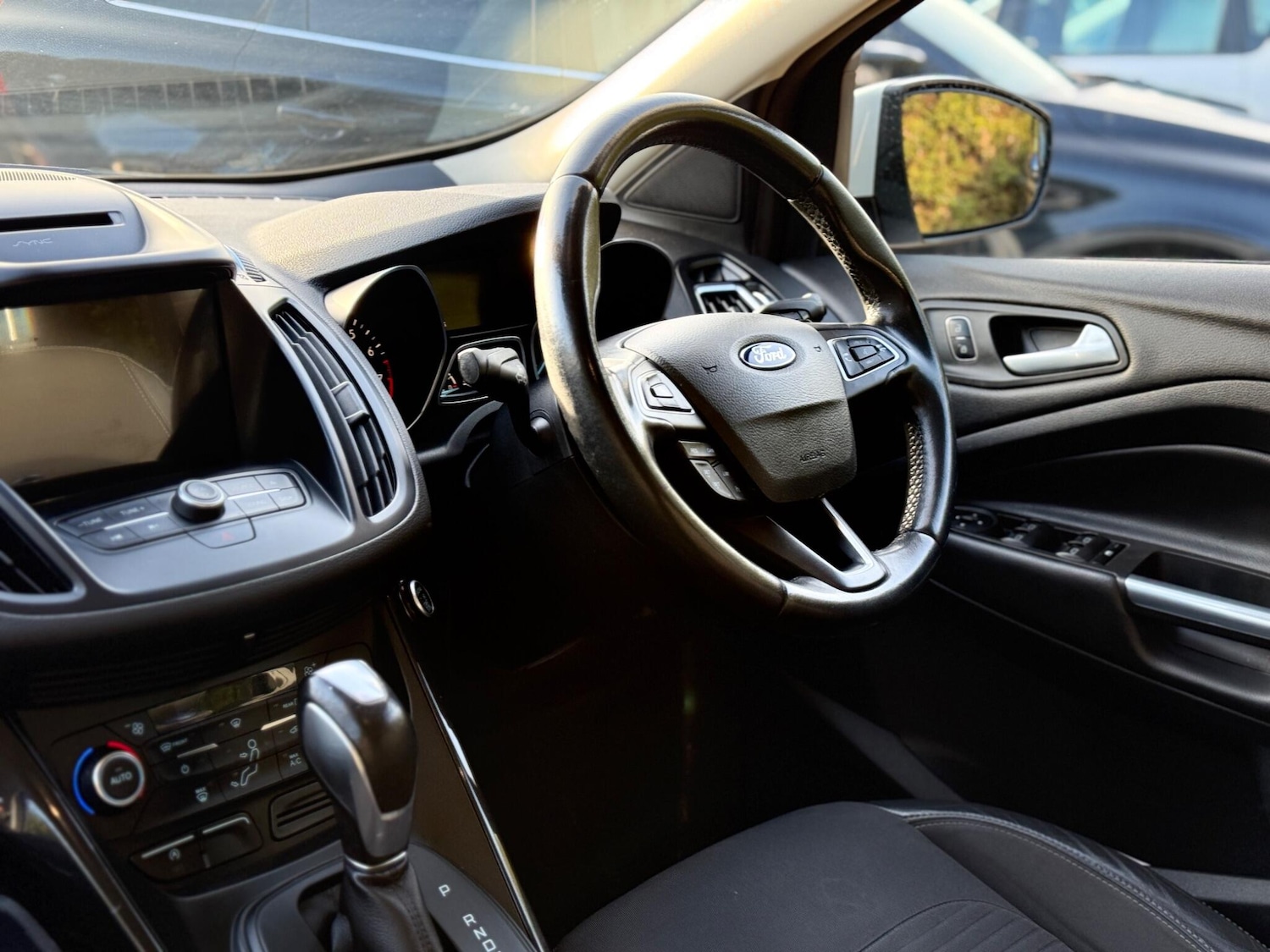 Used Ford Kuga 2017 for sale - 77560015: Photo 41