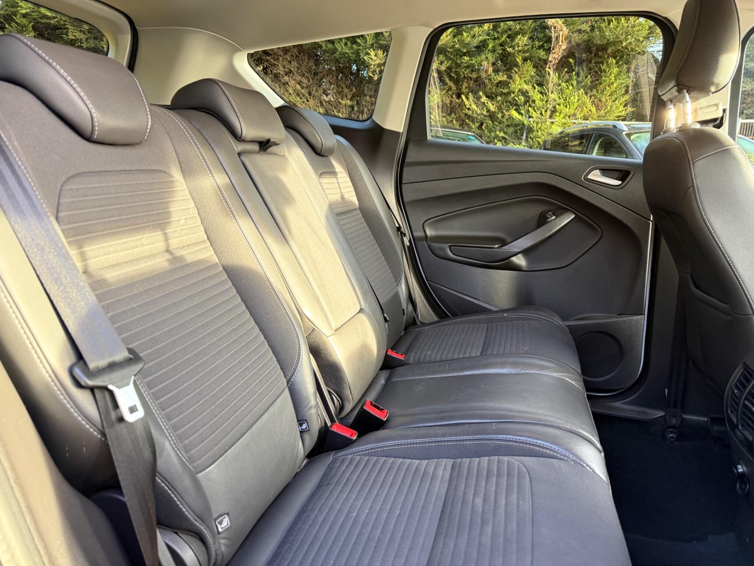 Used Ford Kuga 2017 for sale - 77560015: Photo 46