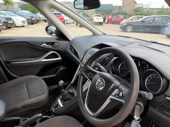 Used Vauxhall Zafira 2014 for sale - 79049752: Photo