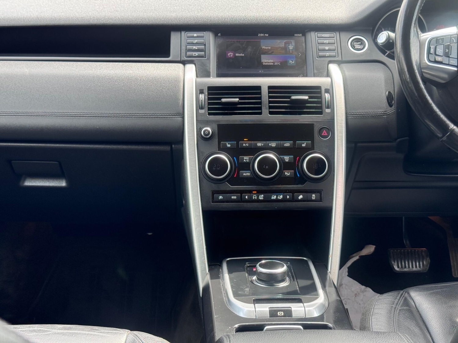 Used Land Rover Discovery Sport 2017 for sale - 77271359: Photo 40