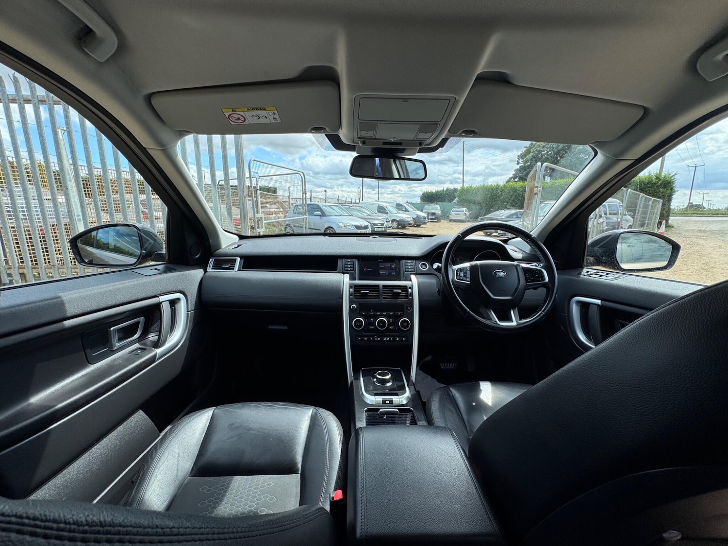 Used Land Rover Discovery Sport 2017 for sale - 77271359: Photo 7