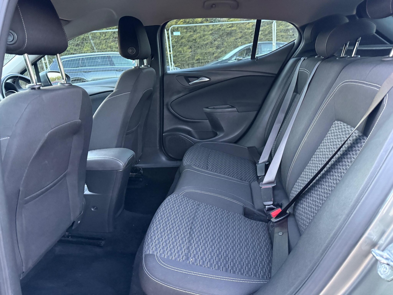 Used Vauxhall Astra 2018 for sale - 77683774: Photo 38