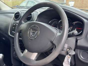 Used Dacia Sandero Stepway 2014 for sale - 75002204: Photo