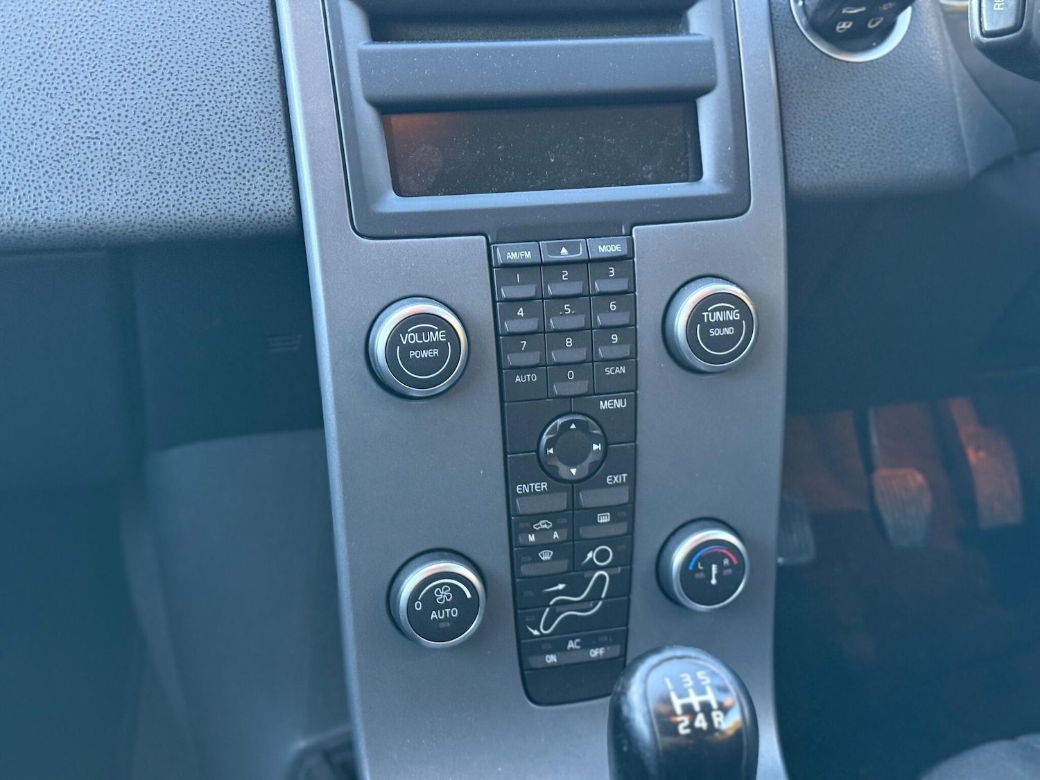 Used Volvo V50 2009 for sale - 77271362: Photo 32