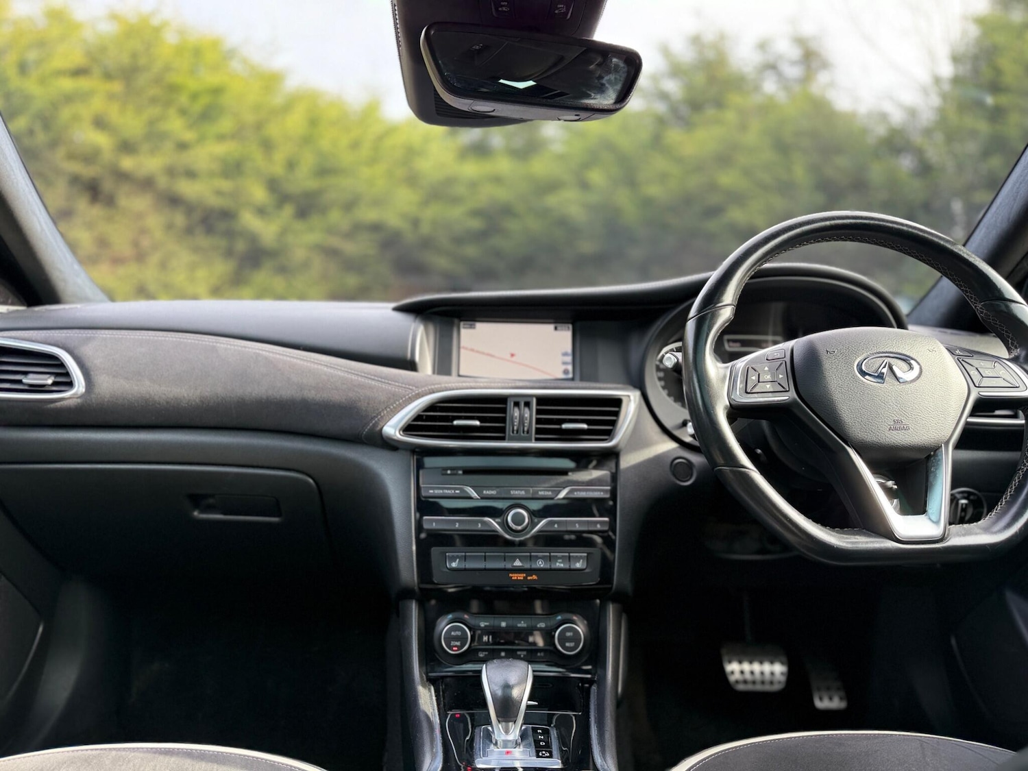 Used Infiniti Q30 2017 for sale - 77637439: Photo 32
