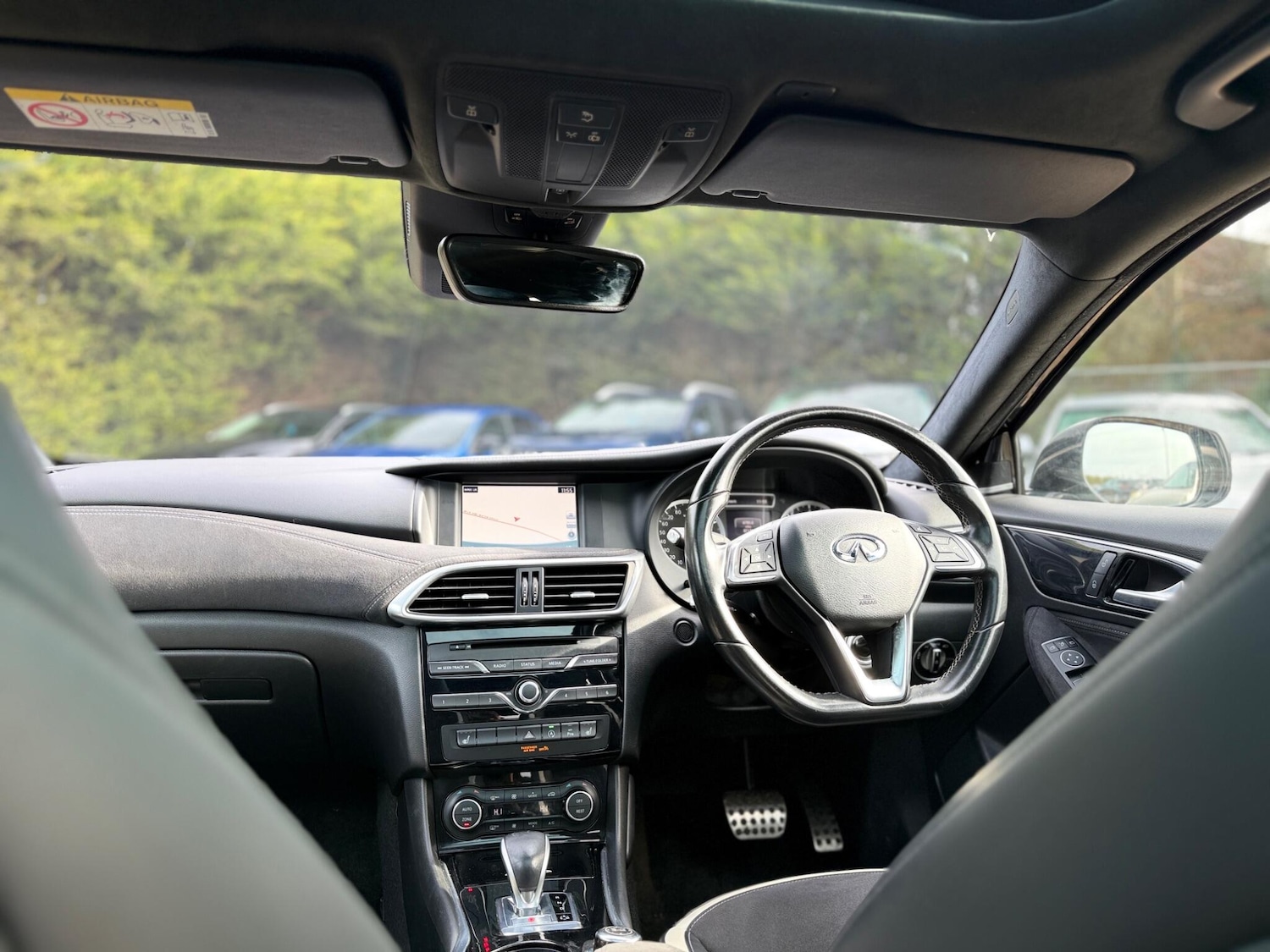 Used Infiniti Q30 2017 for sale - 77637439: Photo 4