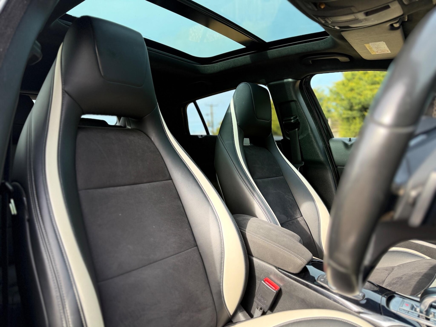 Used Infiniti Q30 2017 for sale - 77637439: Photo 47