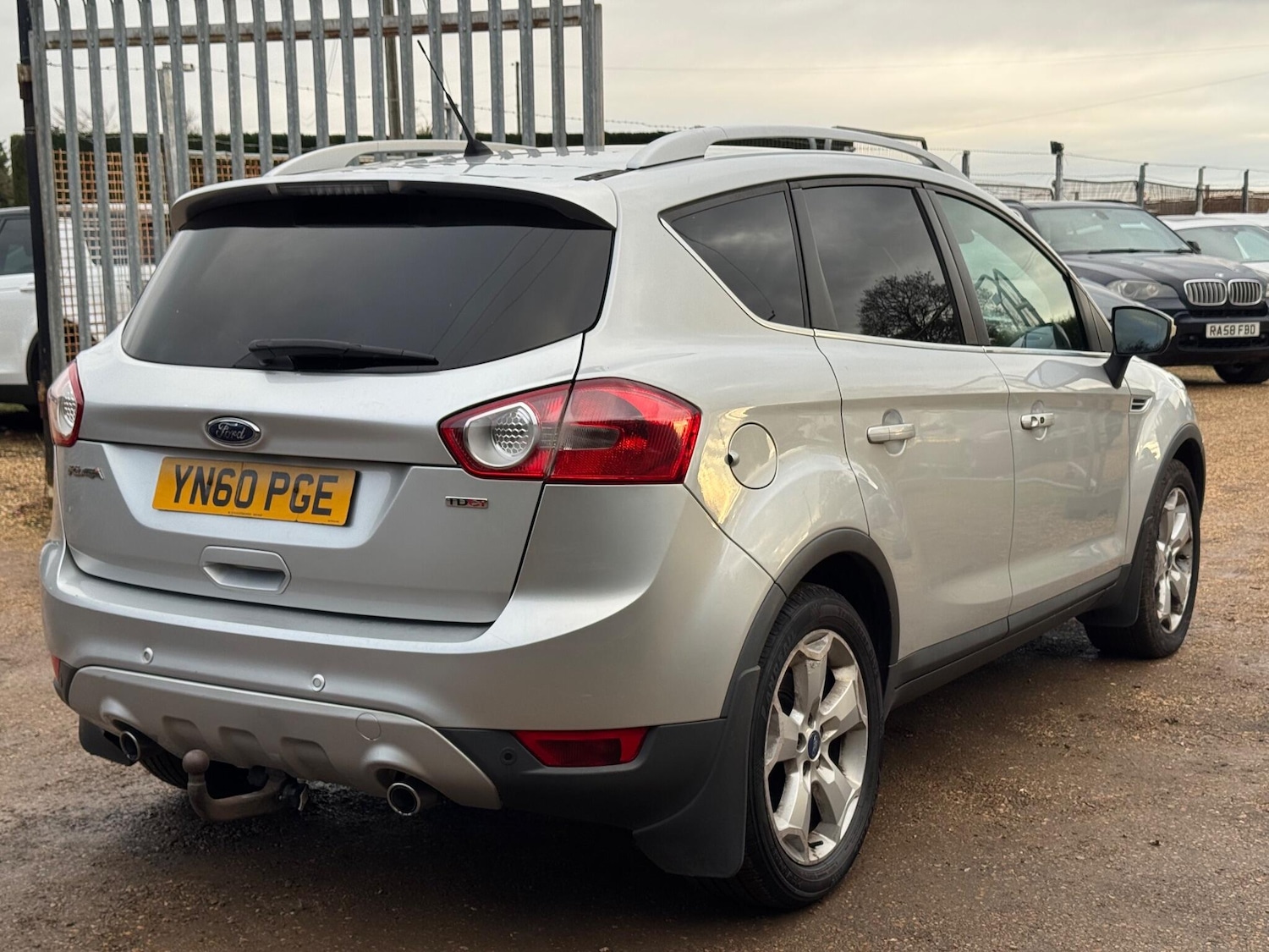 Used Ford Kuga 2010 for sale - 76644939: Photo 5