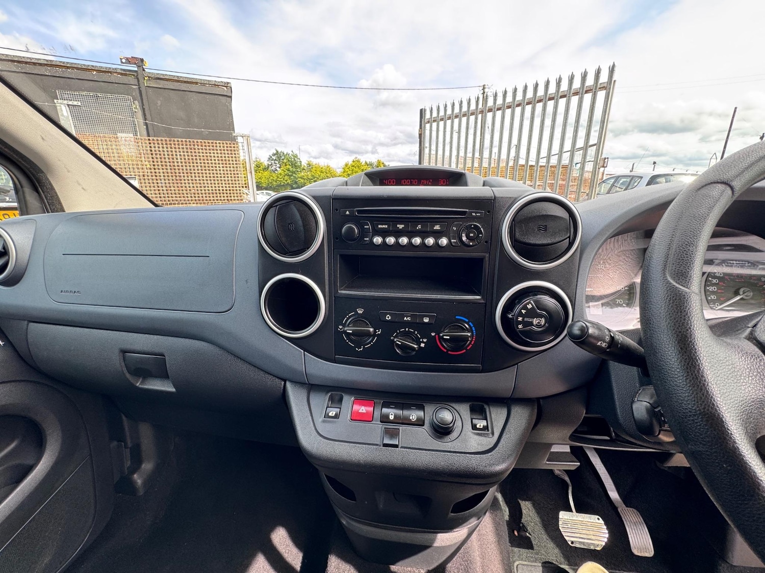 Vehicle 29