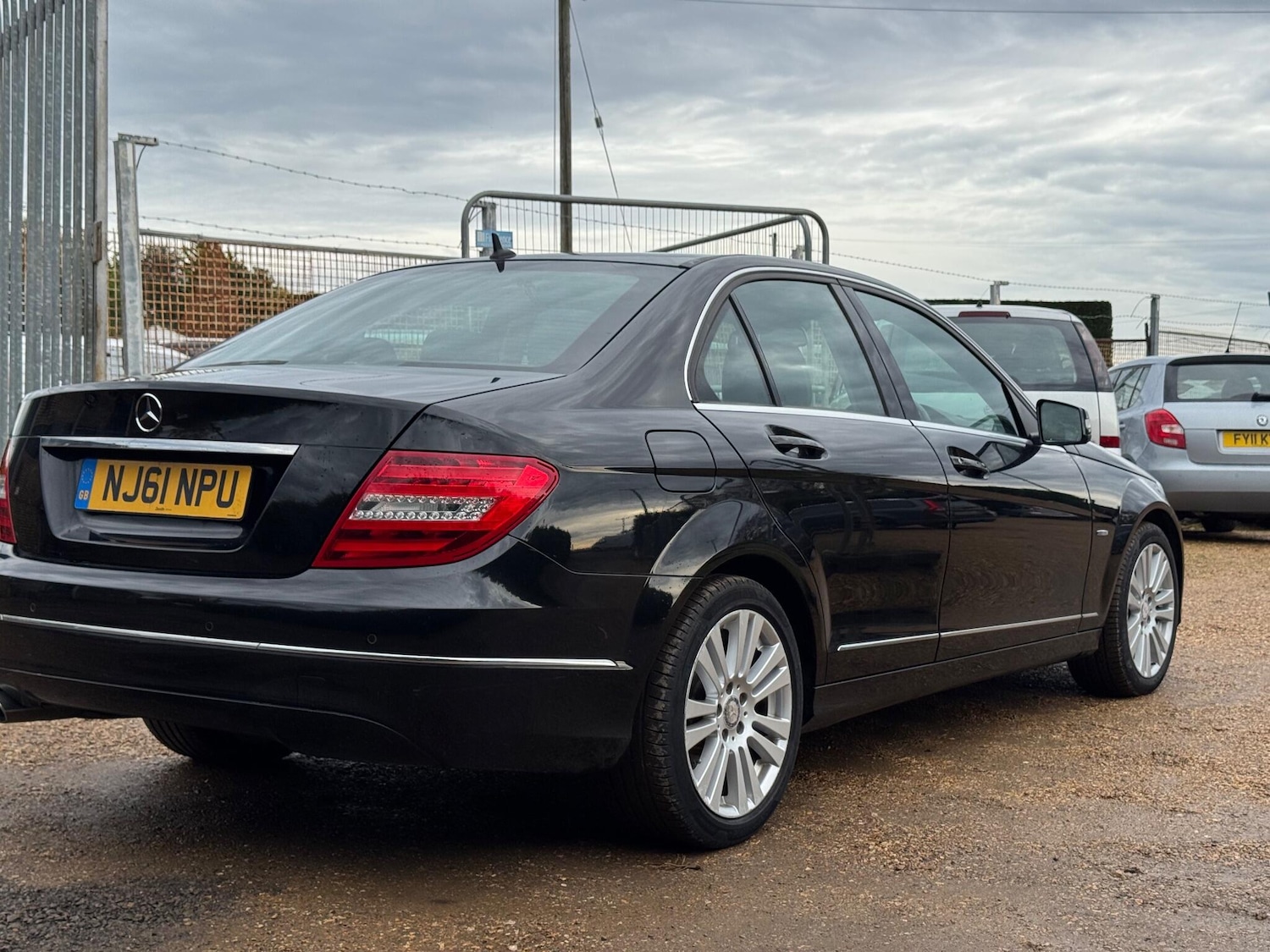Used Mercedes-Benz C Class 2011 for sale - 76597486: Photo 11
