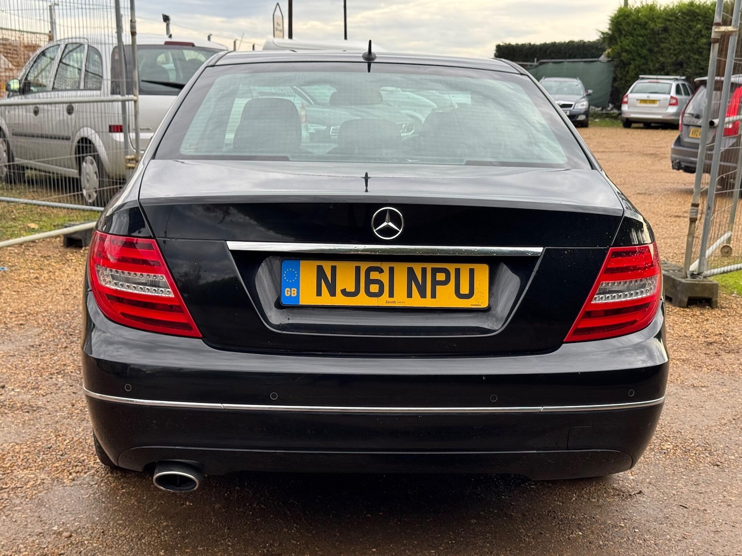 Used Mercedes-Benz C Class 2011 for sale - 76597486: Photo 12