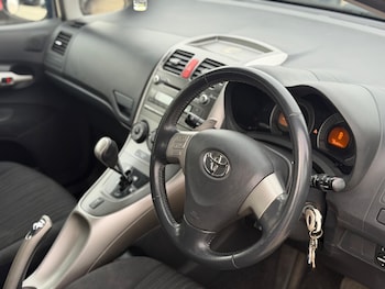 Used Toyota Auris 2007 for sale - 79472230: Photo