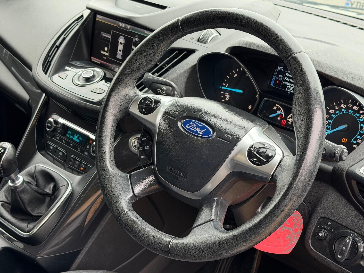 Used Ford Kuga 2016 for sale - 76990420: Photo 3