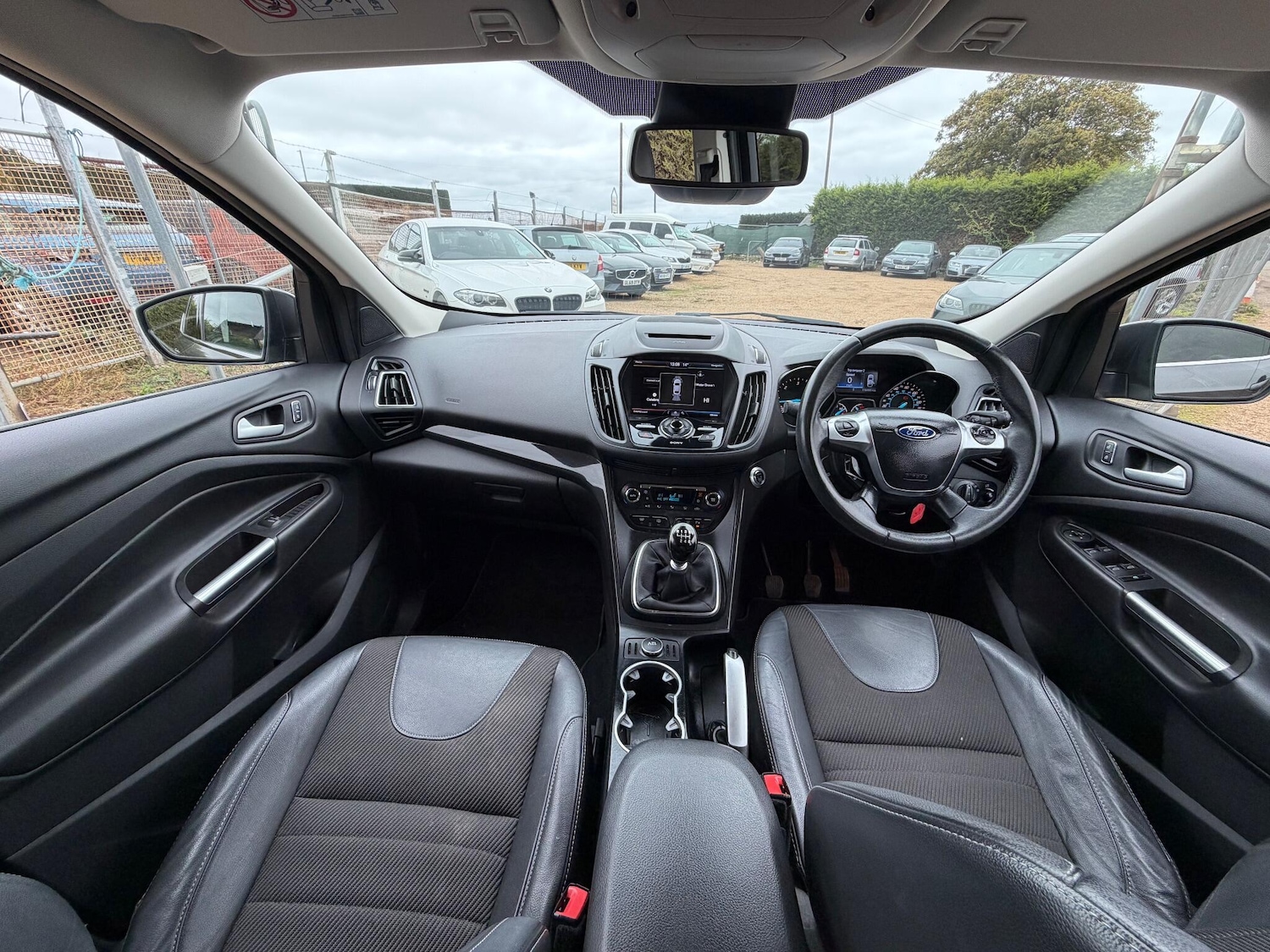 Used Ford Kuga 2016 for sale - 76990420: Photo 4