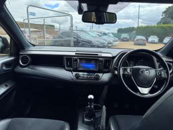 Used Toyota RAV4 2016 for sale - 75268732: Photo