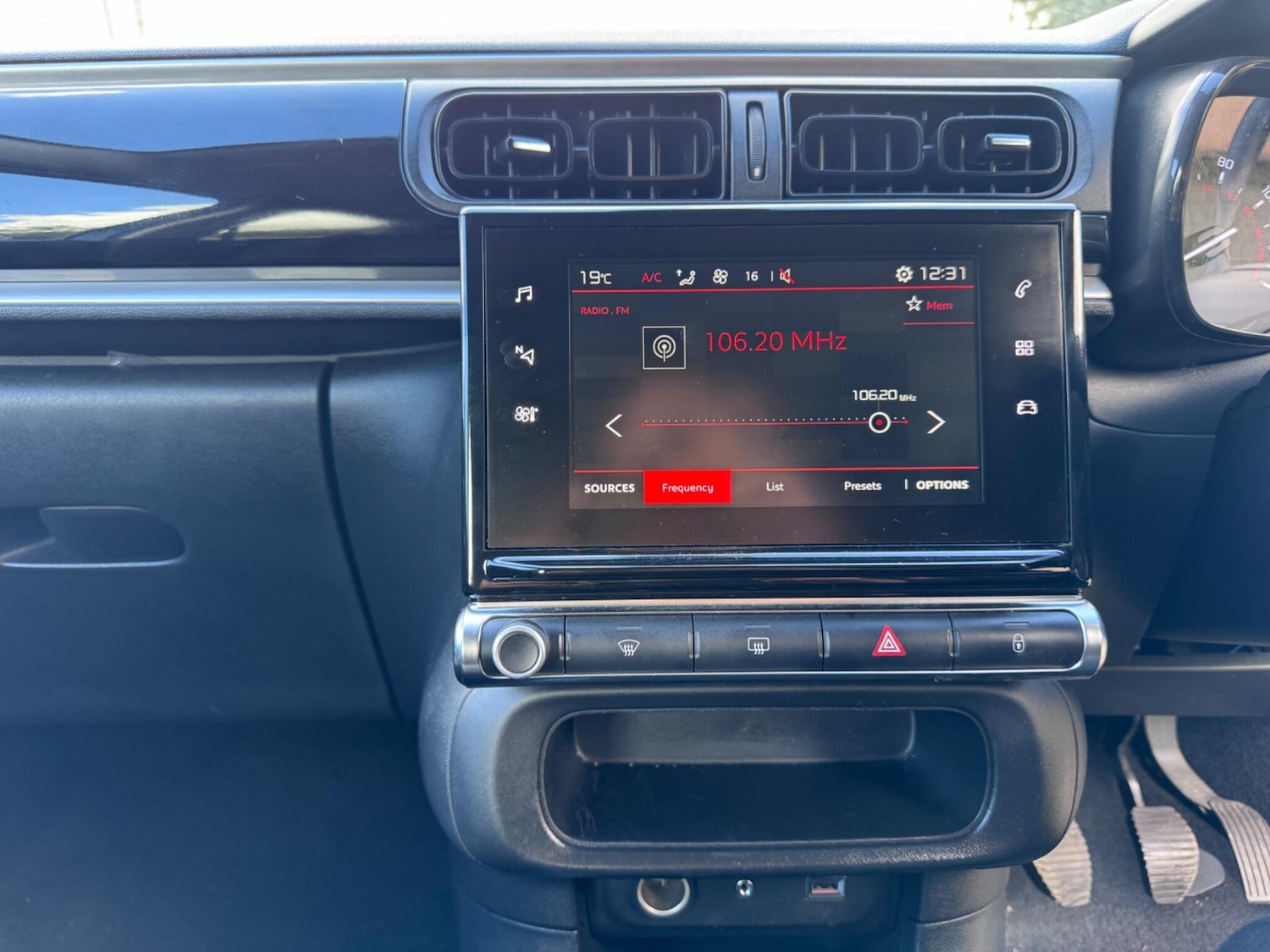 Used Citroen C3 2018 for sale - 76988163: Photo 28