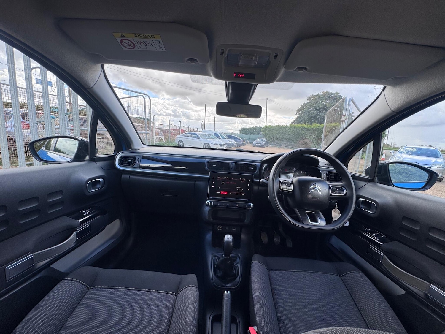 Used Citroen C3 2018 for sale - 76988163: Photo 3