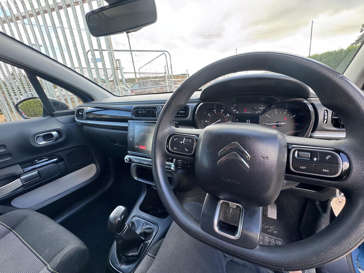 Used Citroen C3 2018 for sale - 76988163: Photo 32